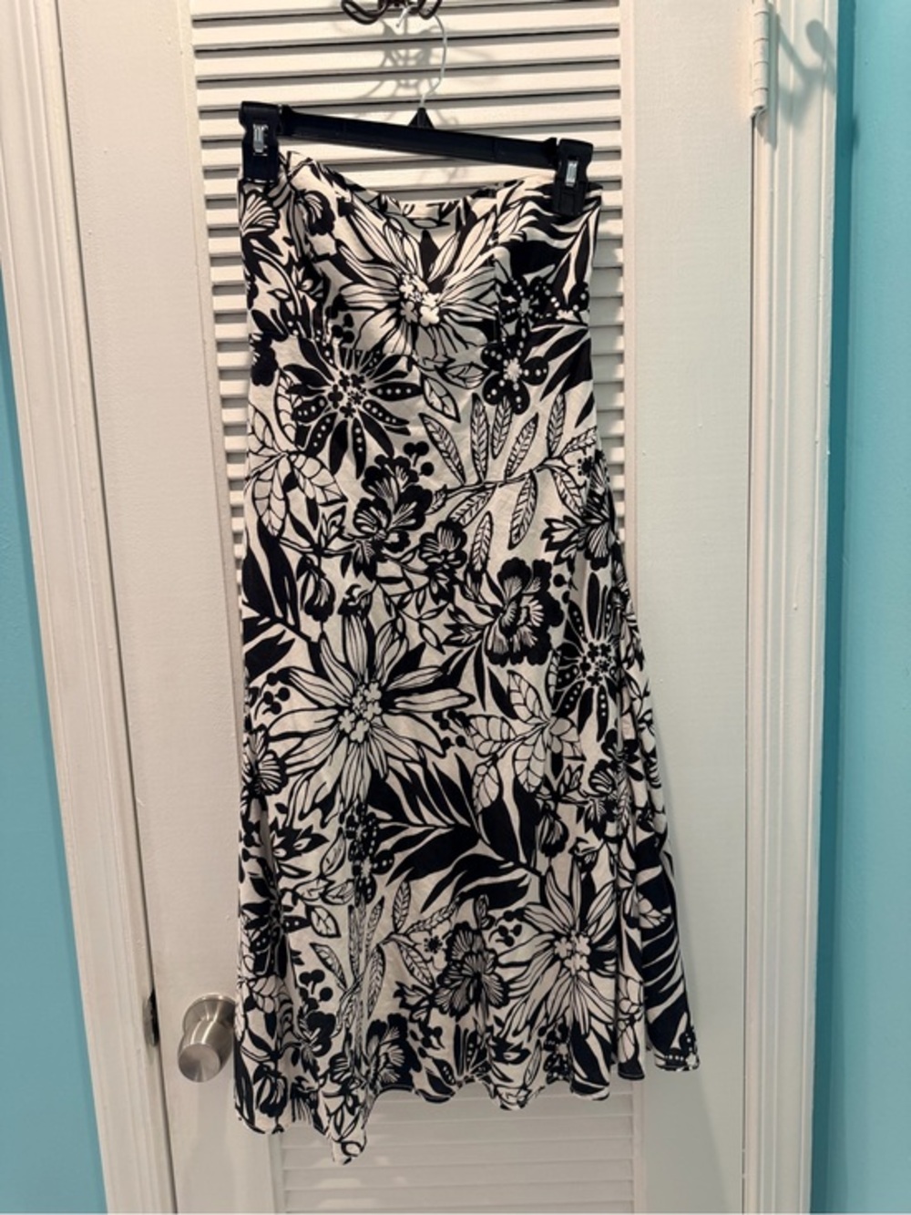 GAP Black and White Floral Maxi Dress